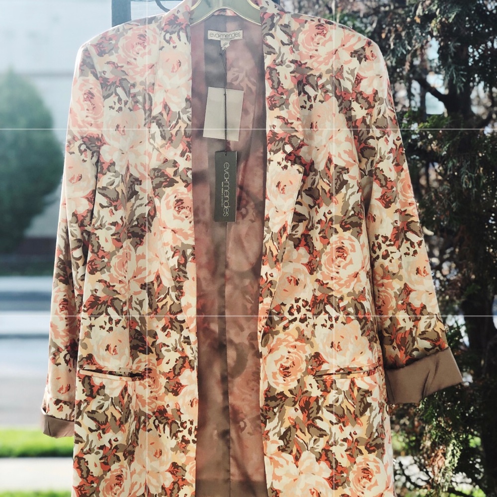 New York & Company x Eva Mendes floral blazer (6)